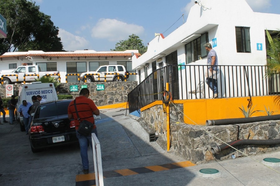 Hallan un cadáver en los baños de una gasolinera