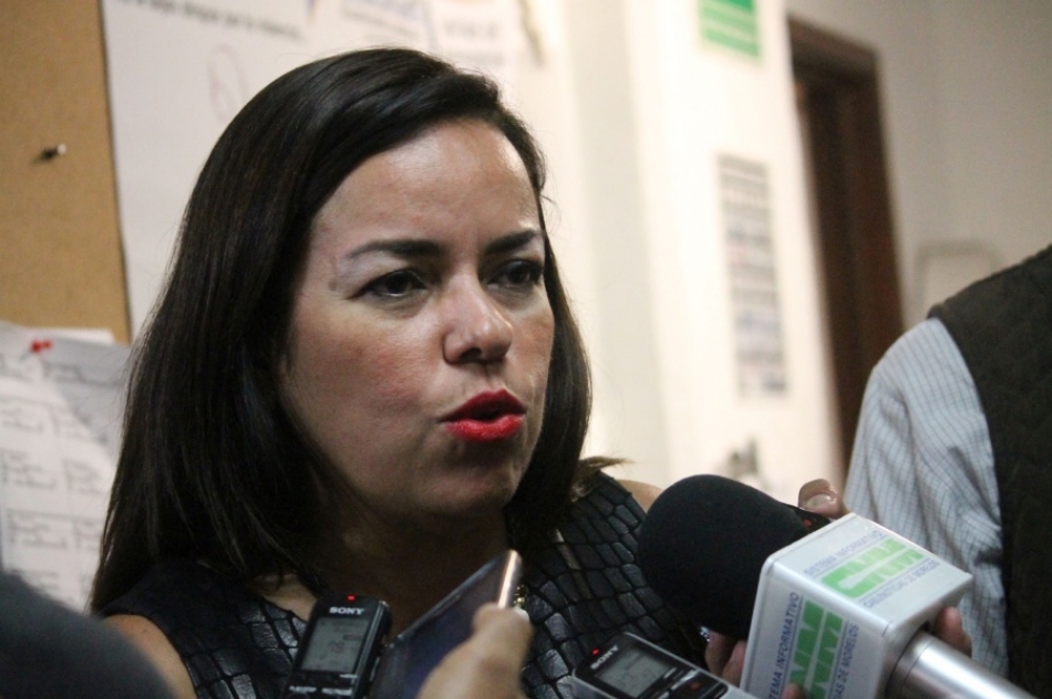 Reprochan reducción de recursos a juicios orales