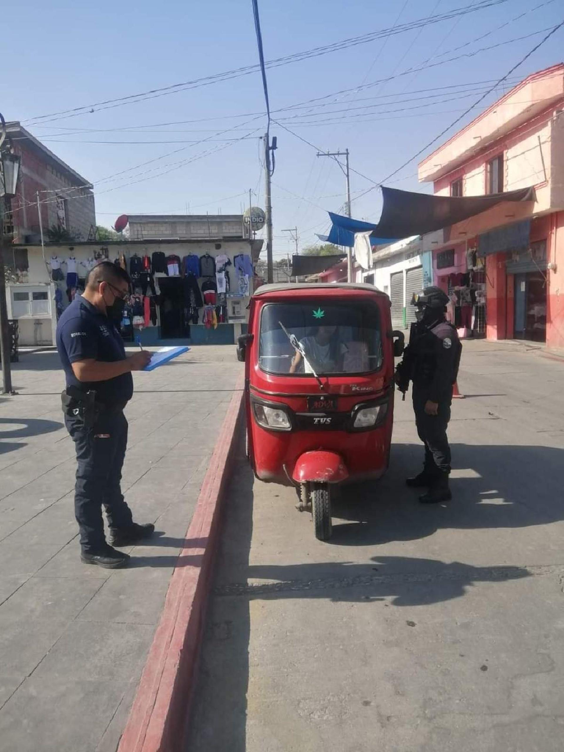 Casi vence el plazo para que mototaxistas reemplaquen