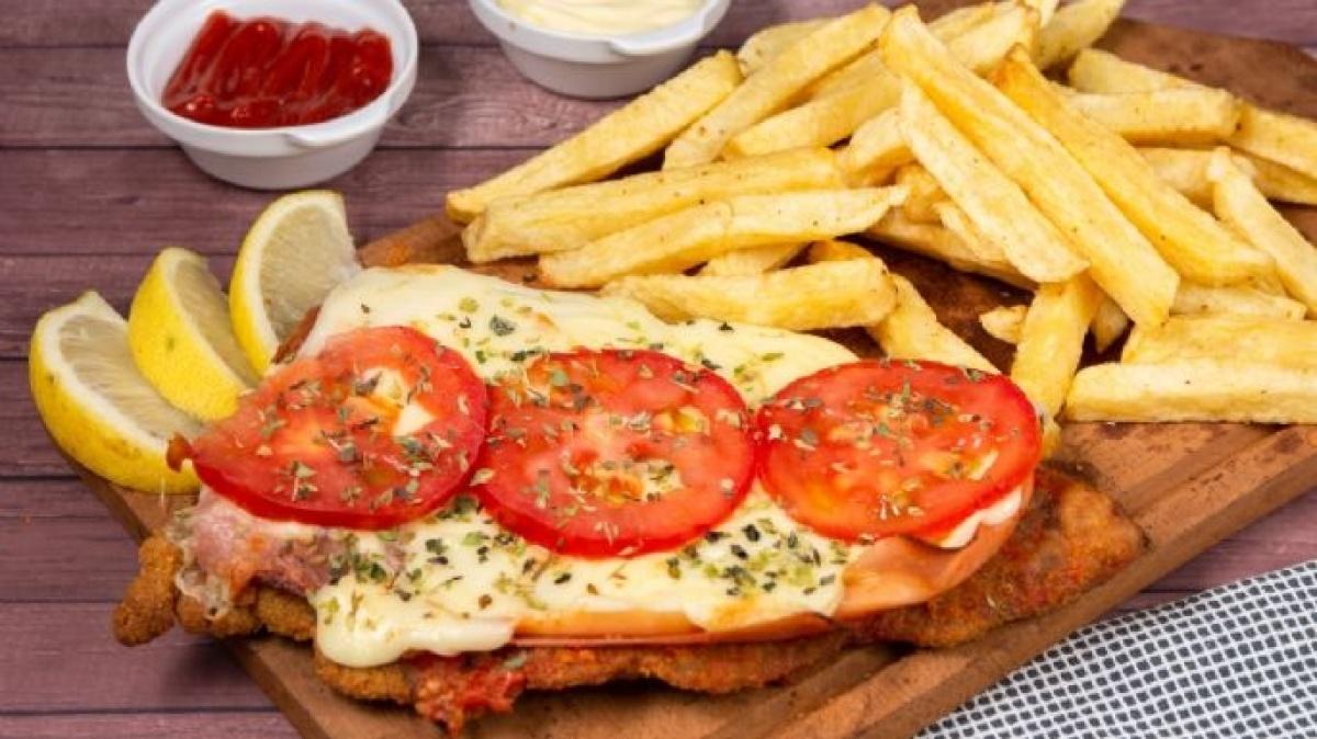 Día del Niño, consiente a los peques con una milanesa napolitana, así la preparas