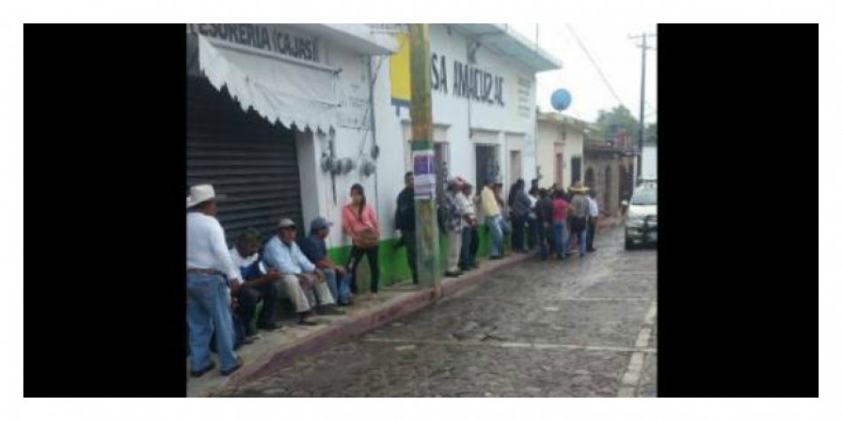 Paran labores trabajadores del Ayuntamiento de Amacuzac