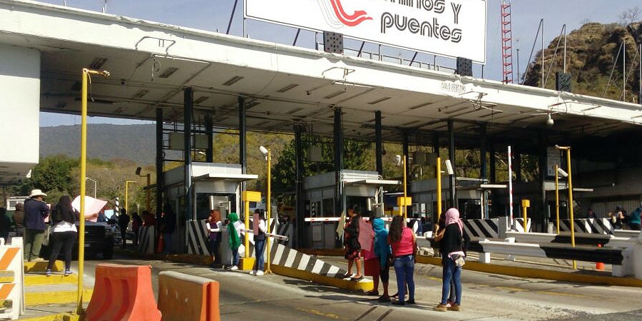 Piden habitantes de Amilcingo asignación de maestros para escuela primaria