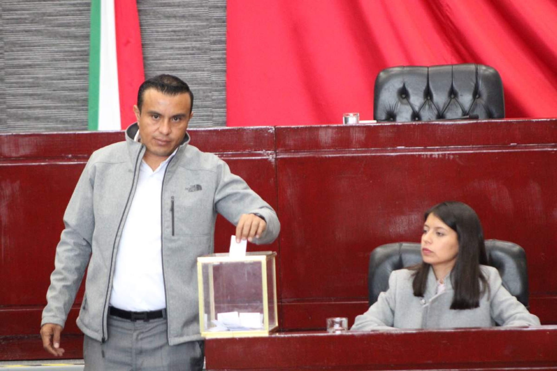 Destitución en FGE