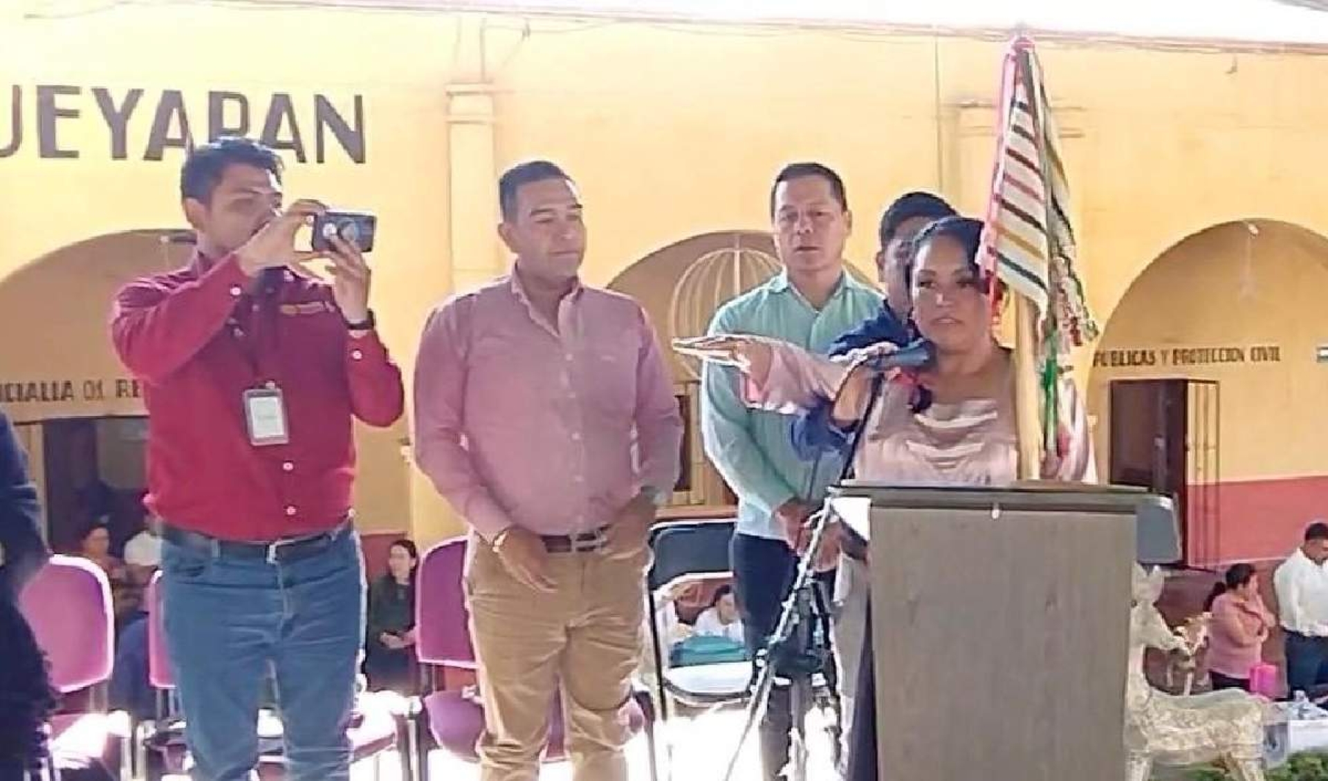 Rinde protesta el Concejo Municipal Indígena de Hueyapan