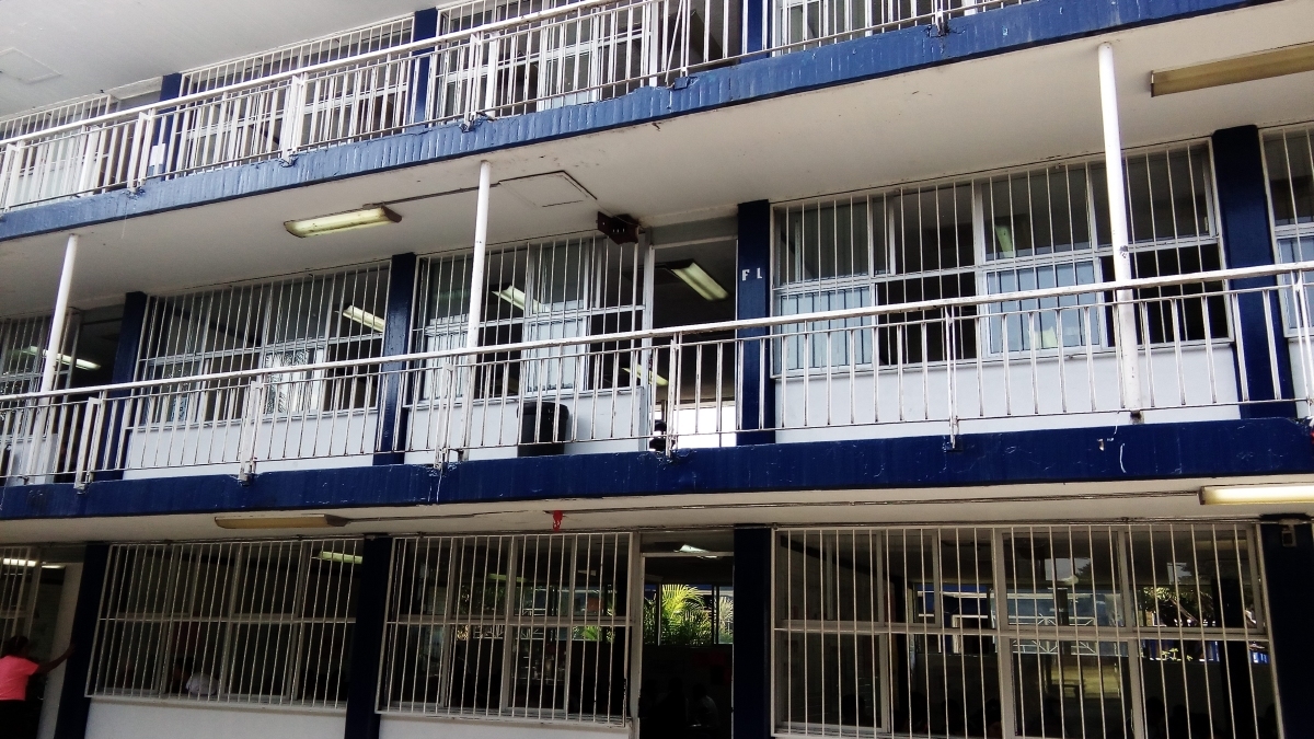 Se quejan padres de familia por cobro de cuota en secundaria de Jojutla
