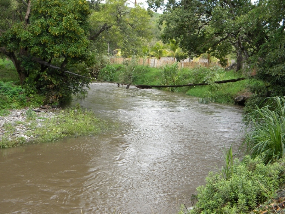 Aumenta el nivel del río Chalma