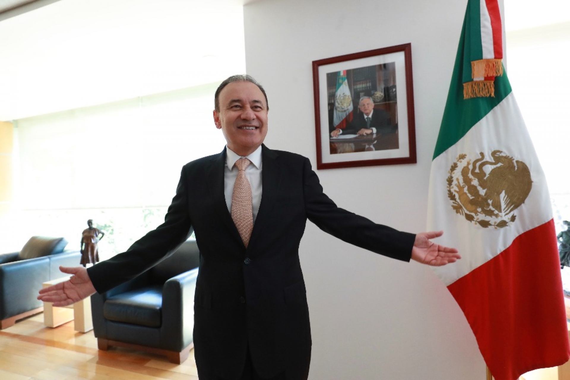 Alfonso Durazo renuncia a su cargo en el Gabinete de AMLO