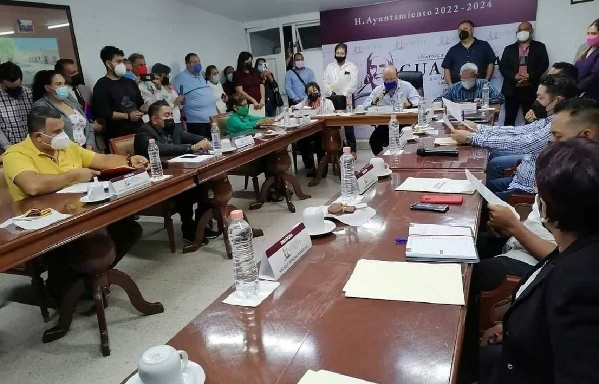 Integrantes del Cabildo de Cuautla justifican revocación de acuerdos