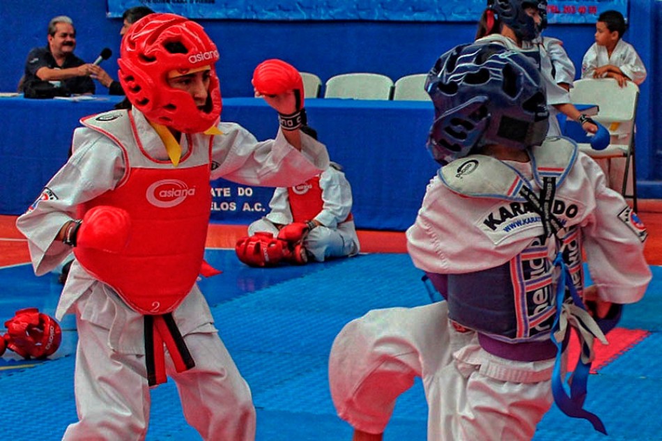 Delegación de karate de Morelos gana 10 medallas en la Copa Mabuni