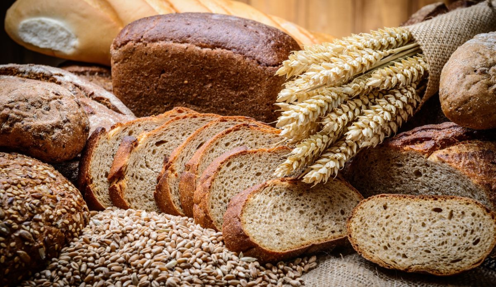 Cómo elegir el pan más saludable: integral, blanco o de masa madre