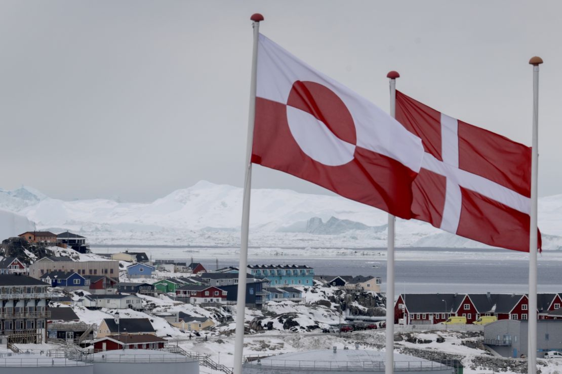 Suecia y Noruega envían militares a Groenlandia para preparar maniobras