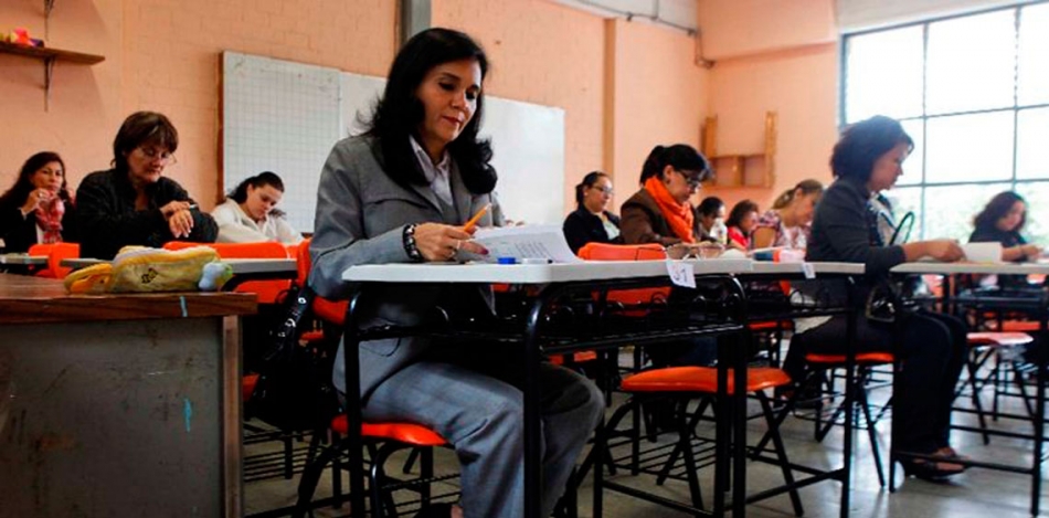 México es líder en maestros no aptos en educación secundaria