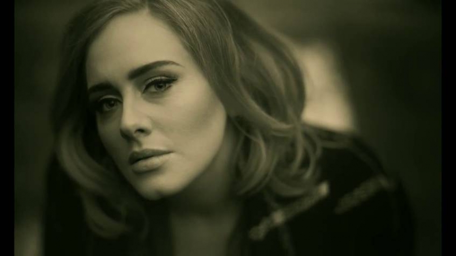Adele estrena el videoclip de ‘Hello’