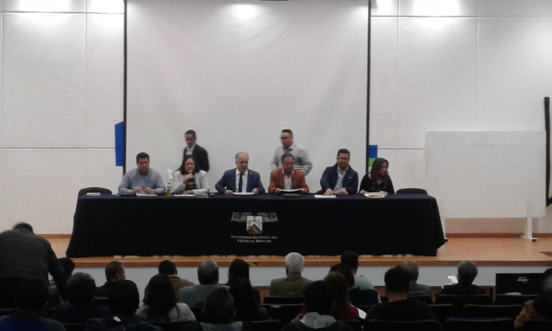 Presenta rector medidas de austeridad institucional al CGR del SITAUAEM