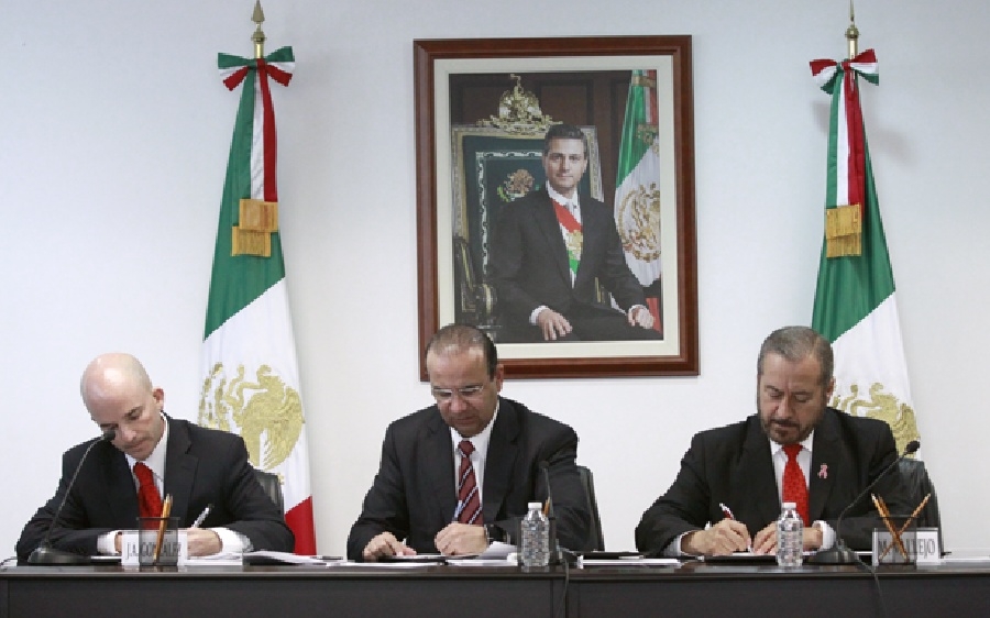 Obtienen trabajadores del IMSS aumento salarial del 5.2%