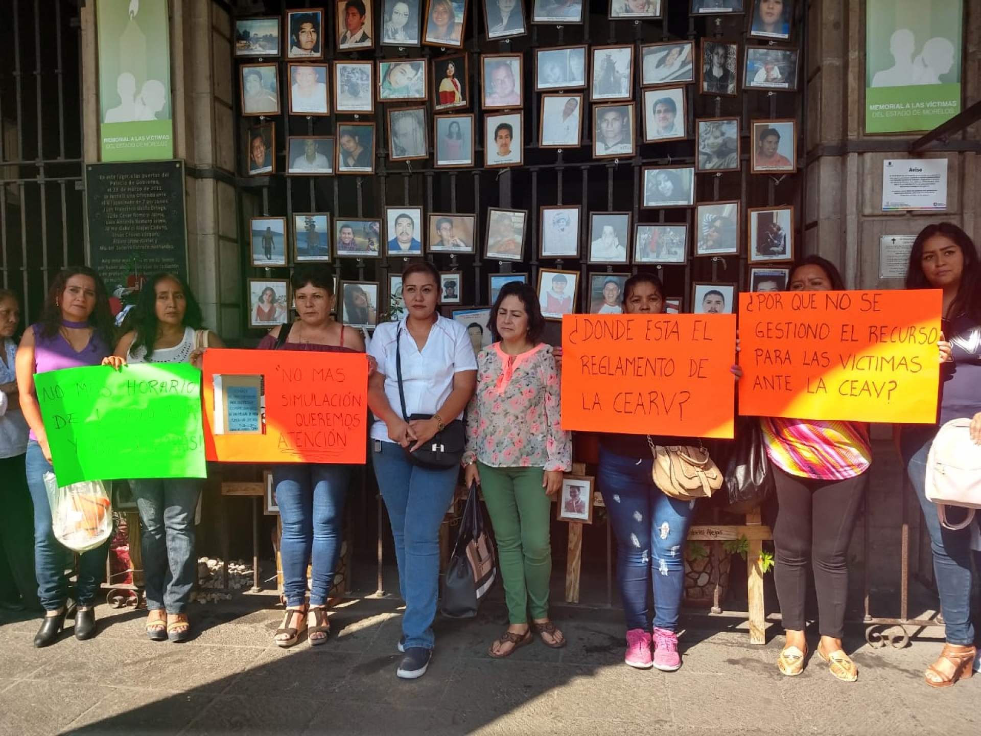 Exigen familiares de víctimas destitución de titular de la CEARV
