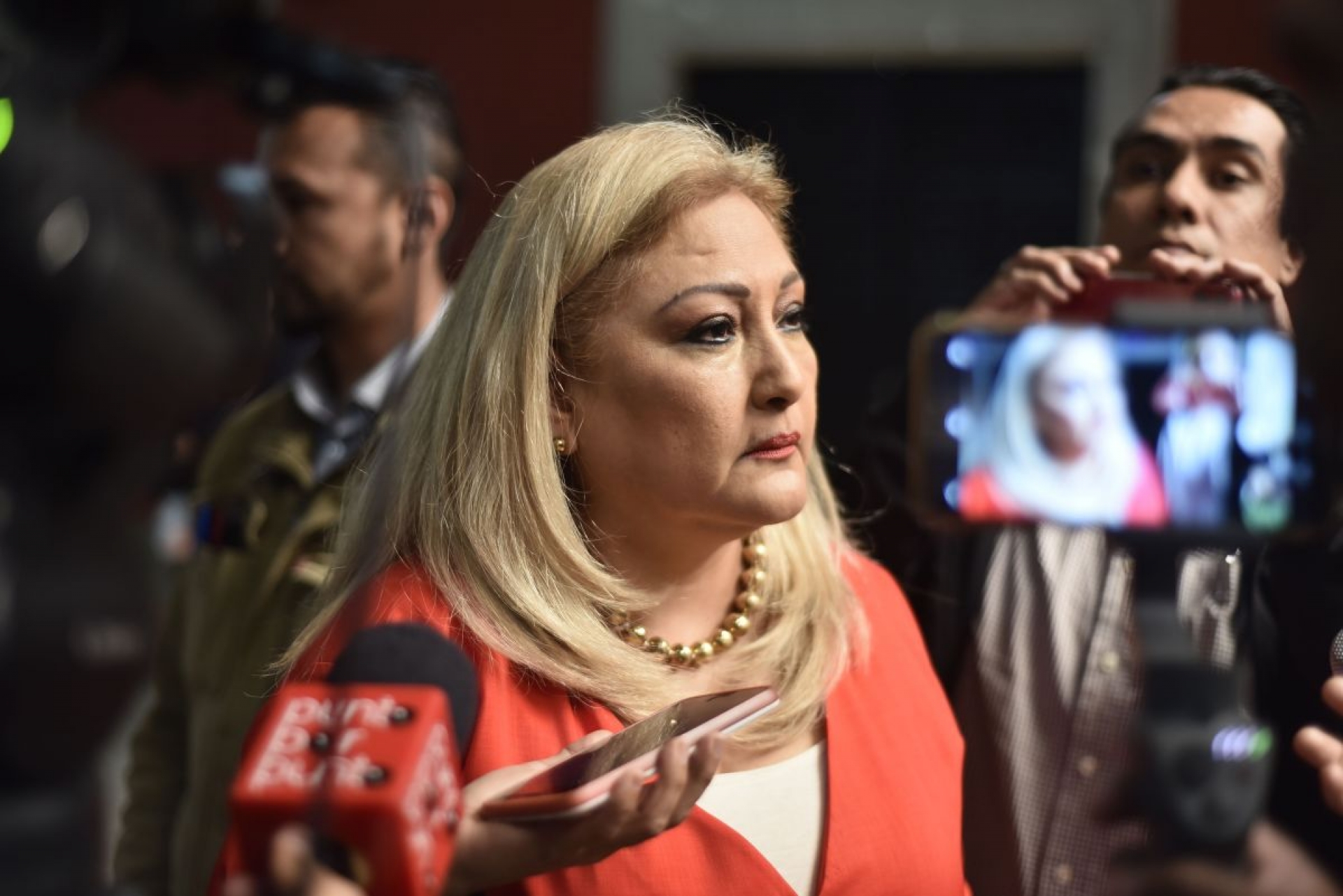 Carmen Cuevas López rechaza acusaciones de magistrados rivales