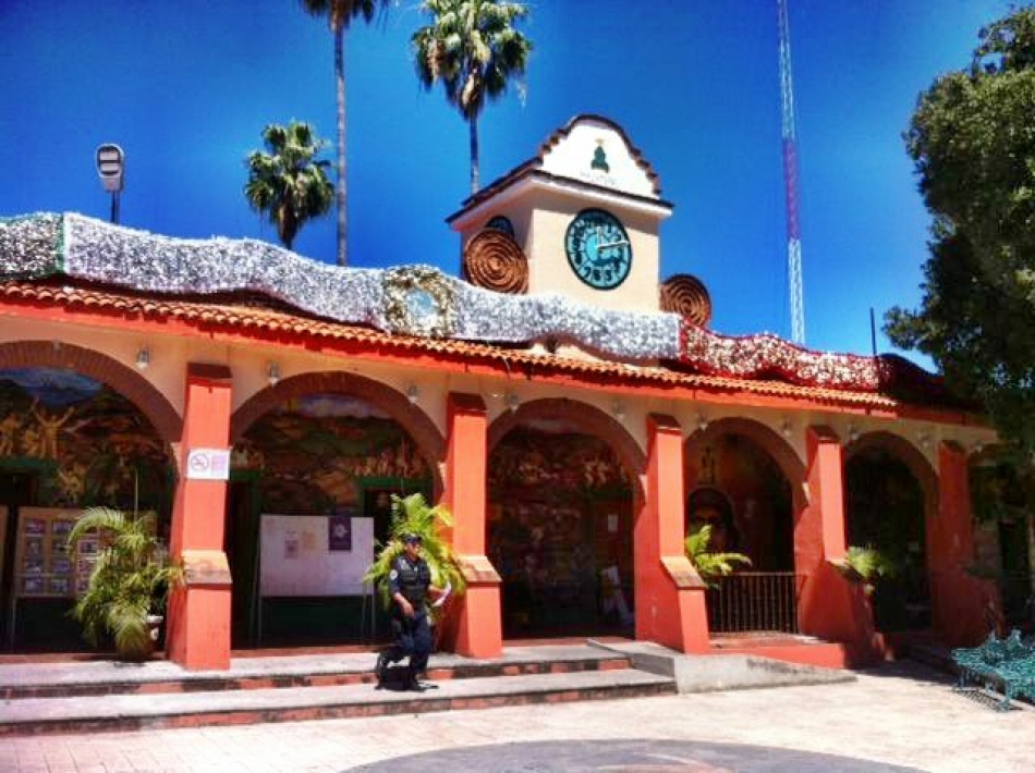 Acusan al Ayuntamiento de Mazatepec de despedir a trabajadores que no simpatizan con candidatos del PRI