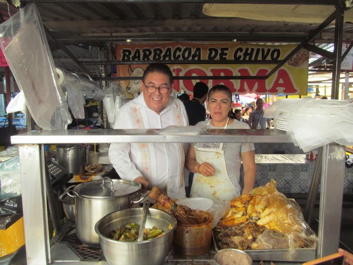 Escucha Víctor Mercado demandas de locatarios de Zacatepec