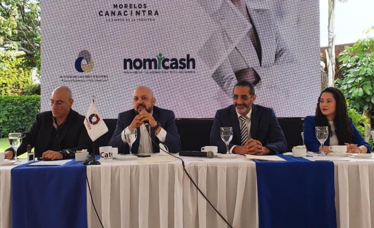 Firma Canacintra convenio para que trabajadores accedan a servicios de salud