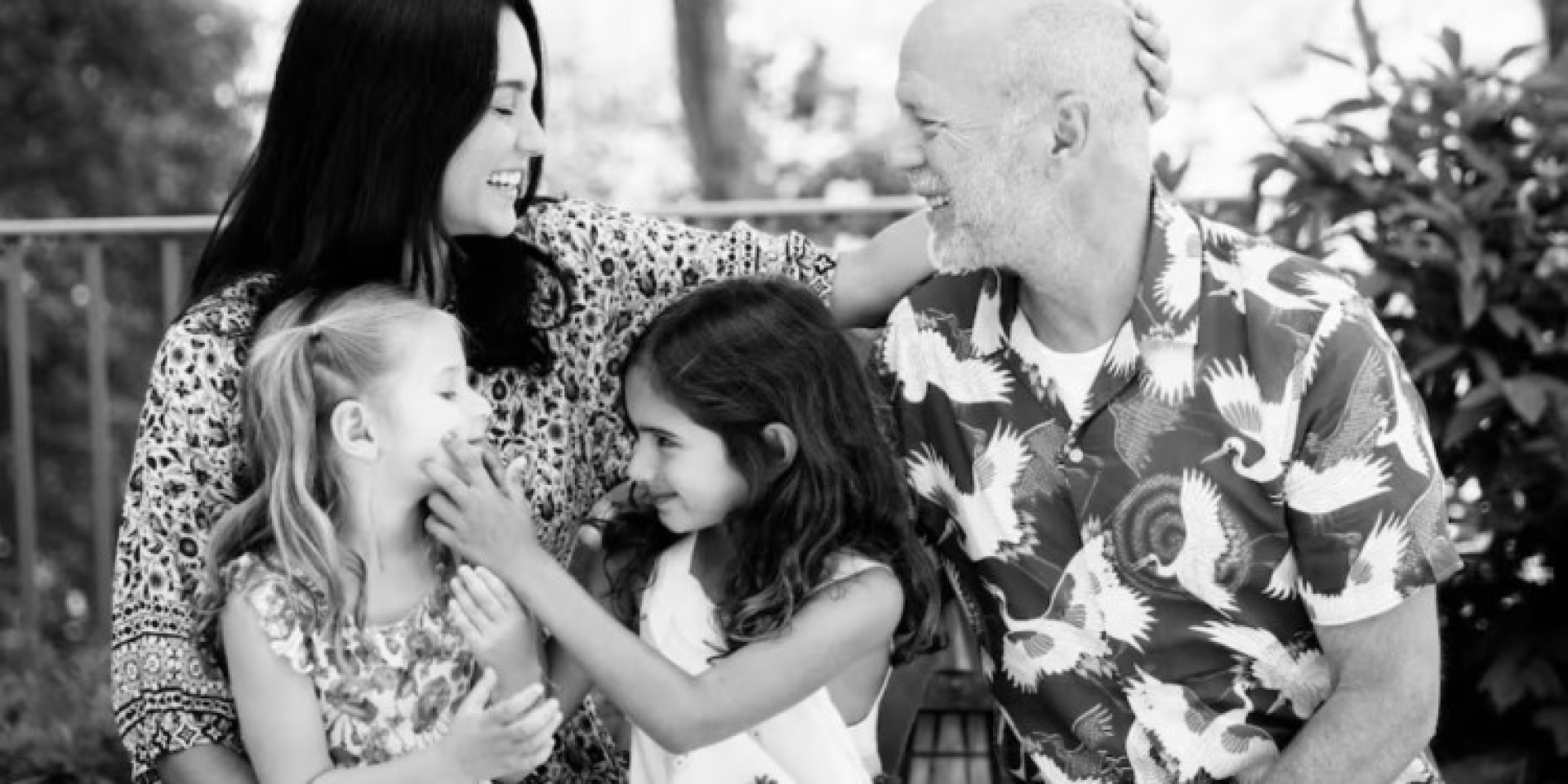 Emma Heming publica conmovedoras fotos de Bruce Willis junto a sus hijas