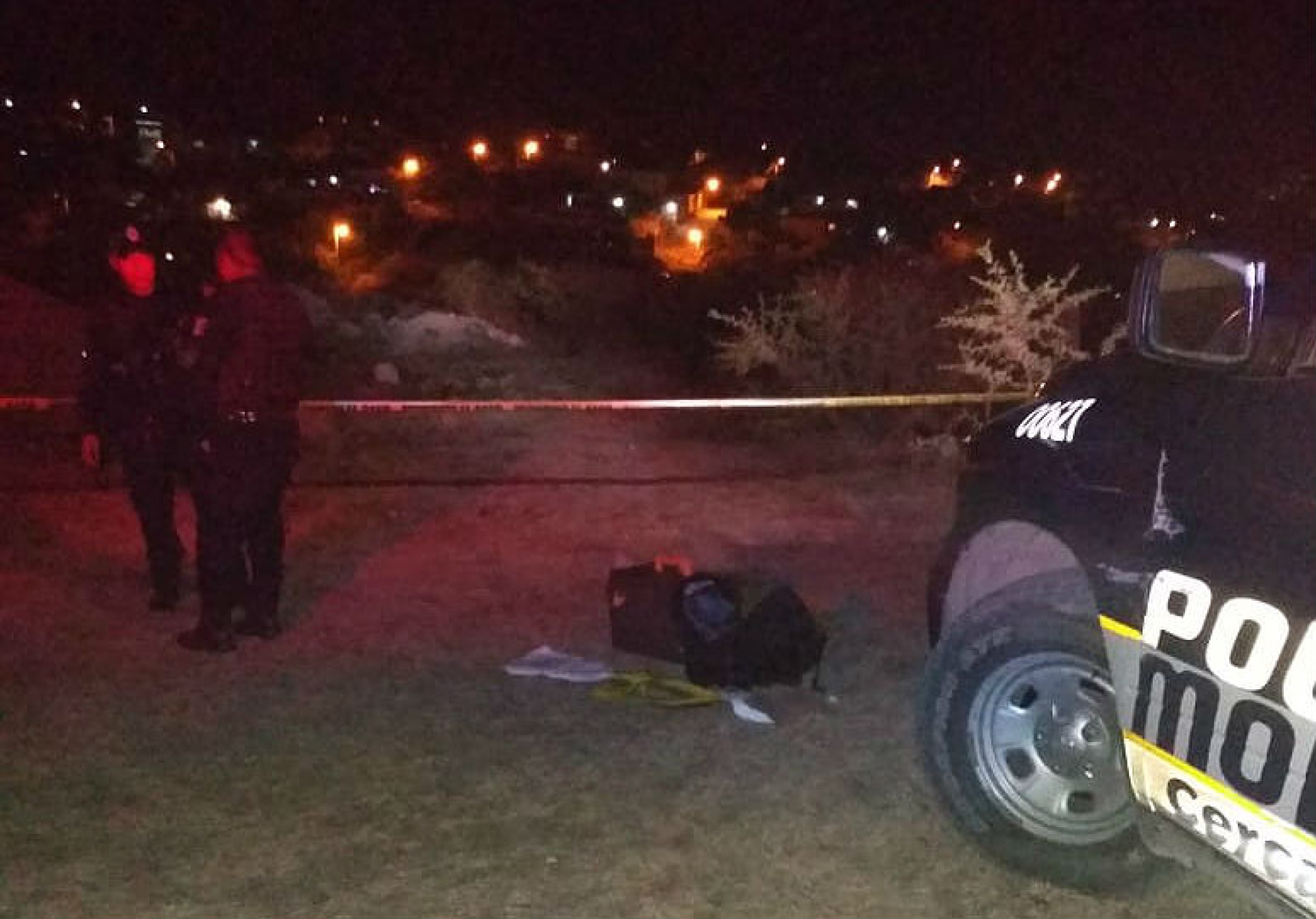 Hallan cadáver en un terreno baldío, en Xochitepec