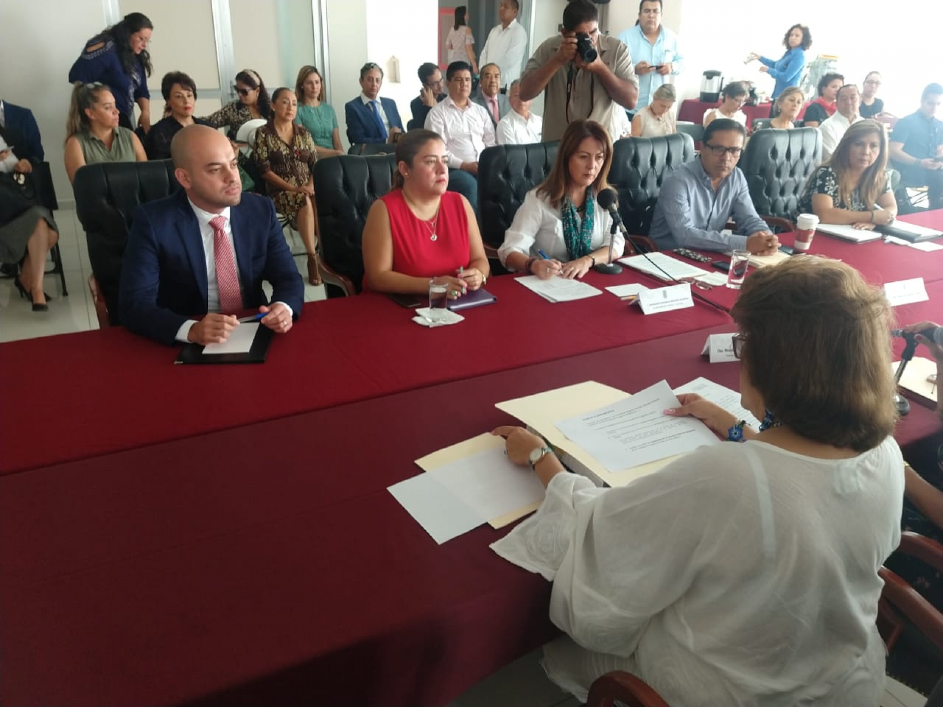 Comparece secretaria de Turismo y Cultura ante diputadas