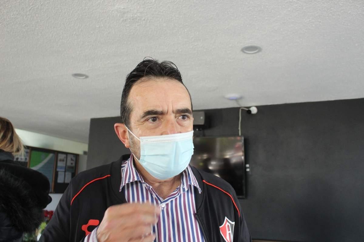 La mitad de las deudas con el IMSS son de instituciones