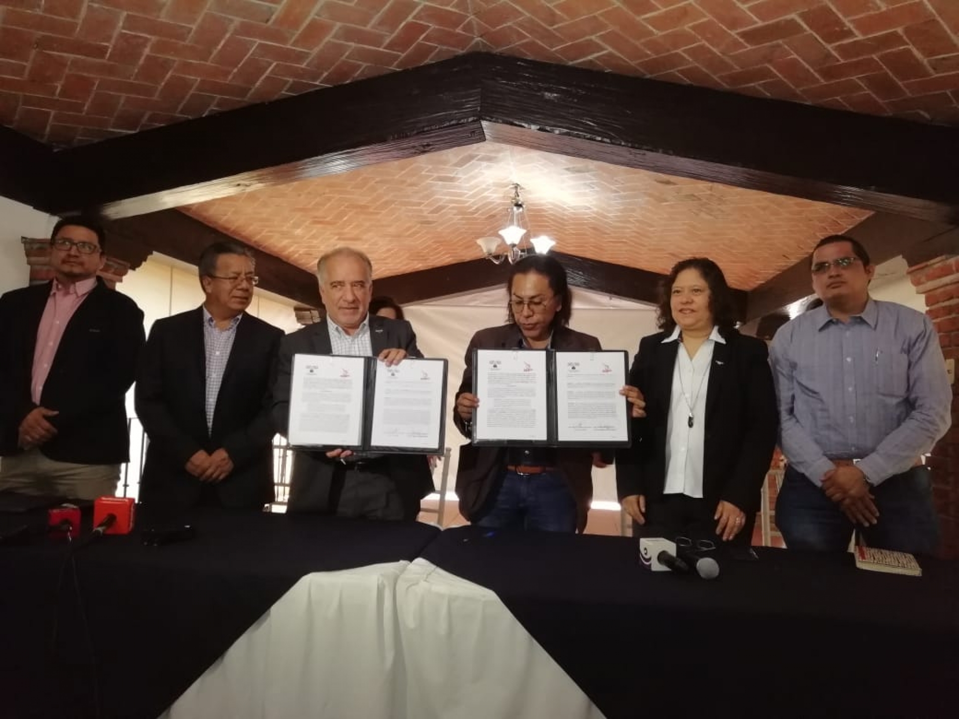 Dan a conocer creación de fondo universitario de jubilaciones y pensiones