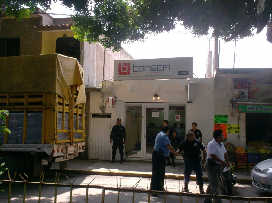 Asaltaron a clientes de Bansefi de Jojutla
