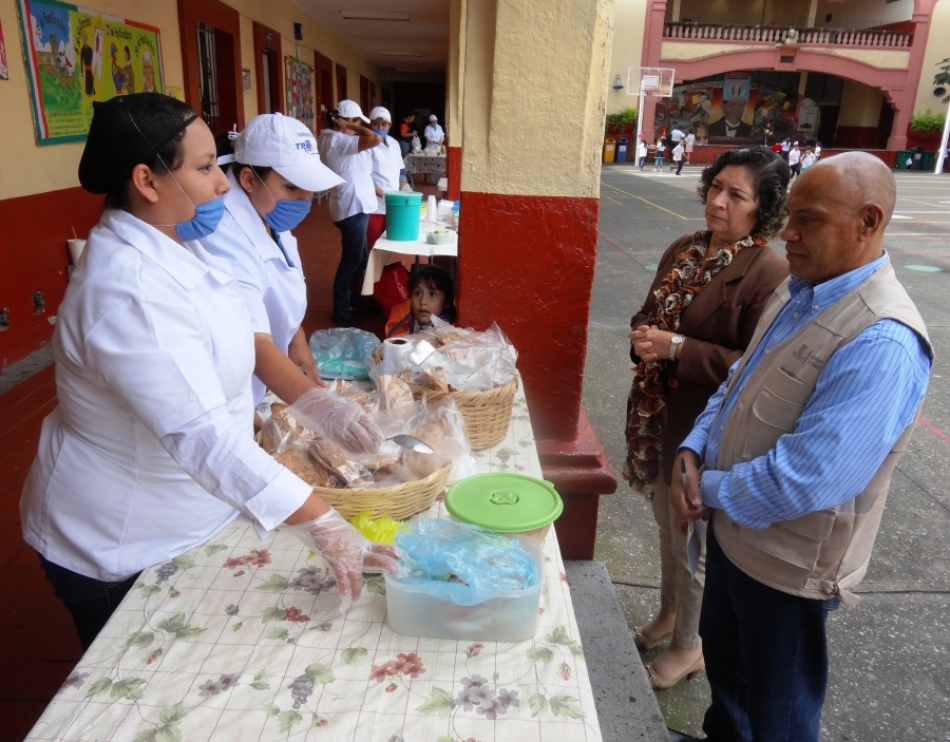 Vigila la Coprisem que escuelas no expendan alimentos chatarra