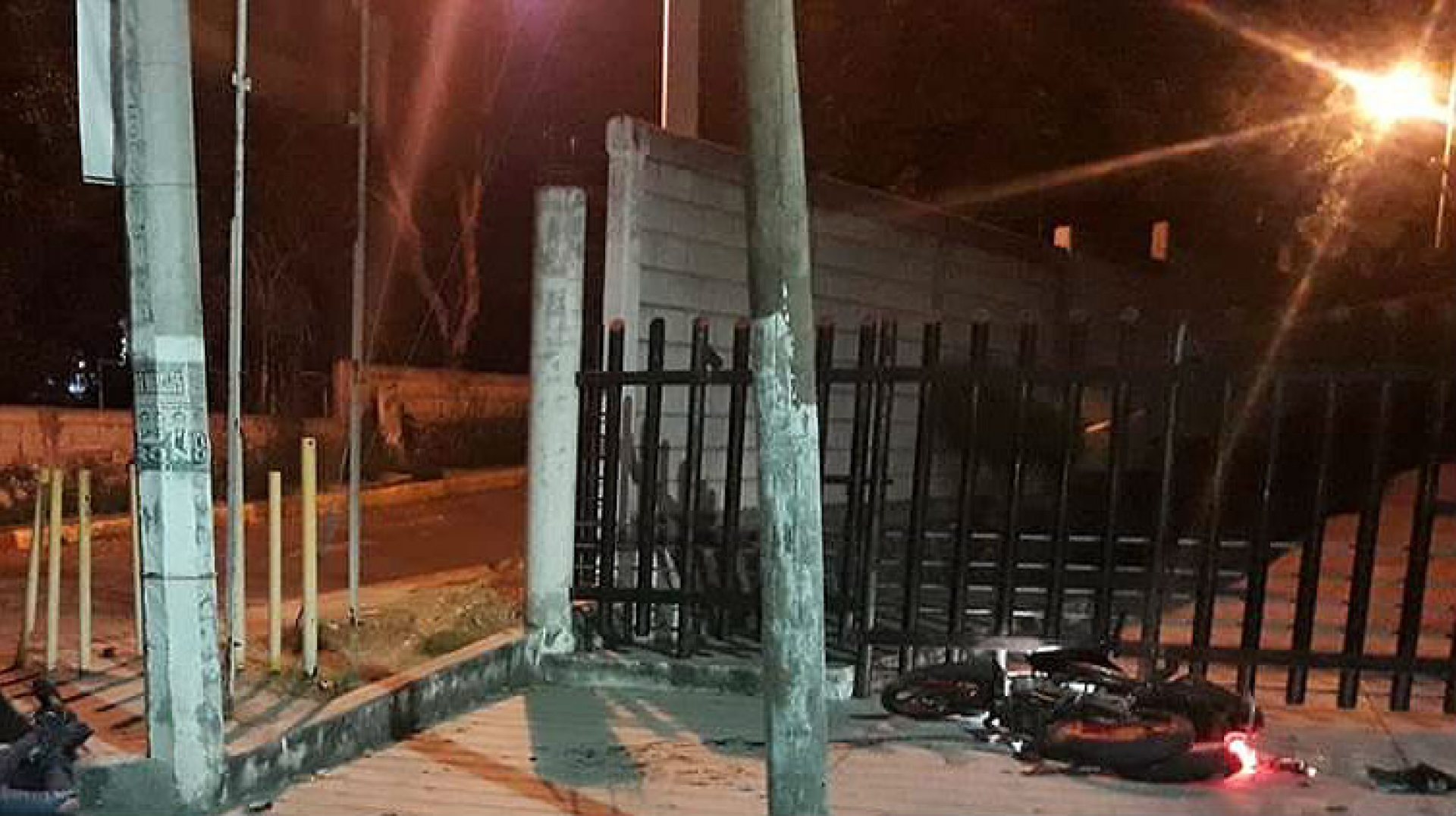 Con heridas en el cuello, hallan los cadáveres de dos hombres en la colonia Azteca