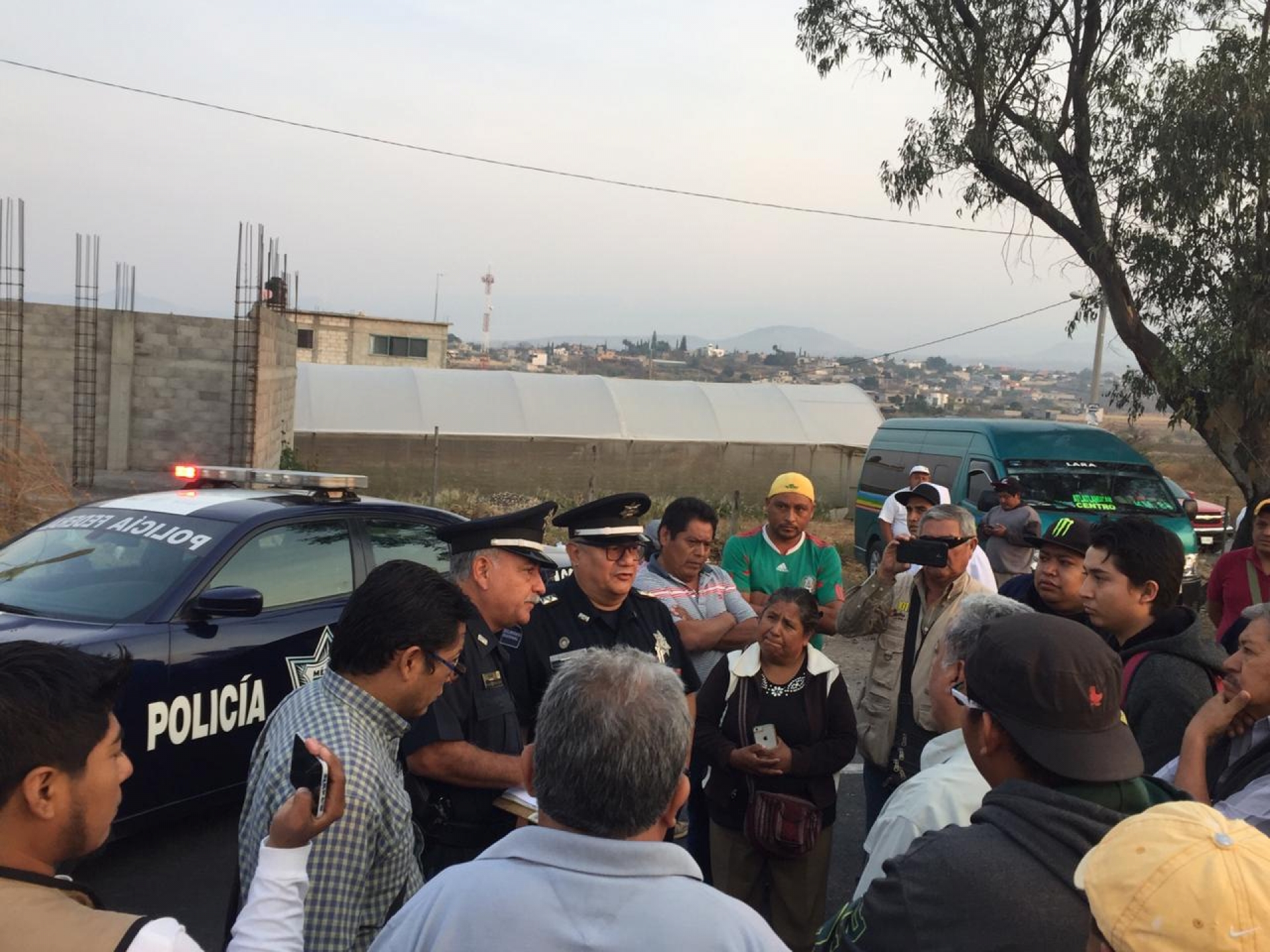 Dialoga PF con transportistas ante bloqueos sobre el tramo Alborada-Cuautla