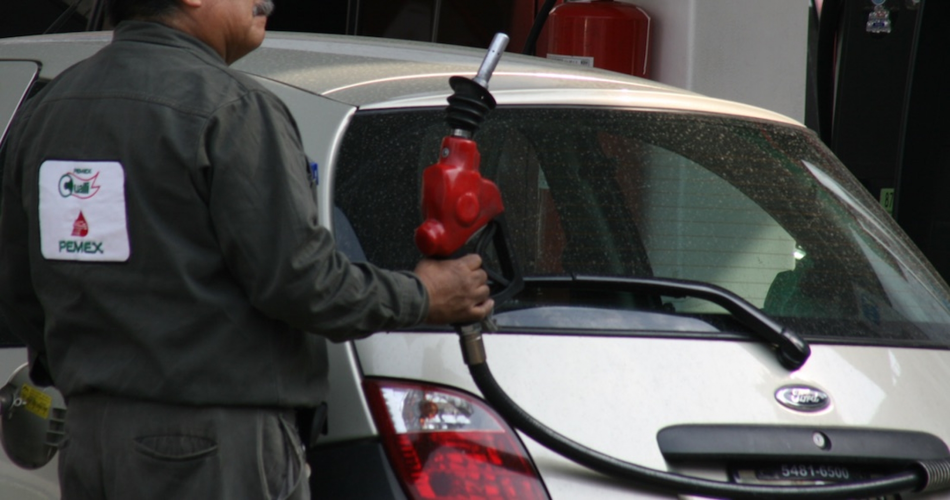 Gasolina Magna ya cuesta menos de 13 pesos por litro en 23 estados del país: Profeco