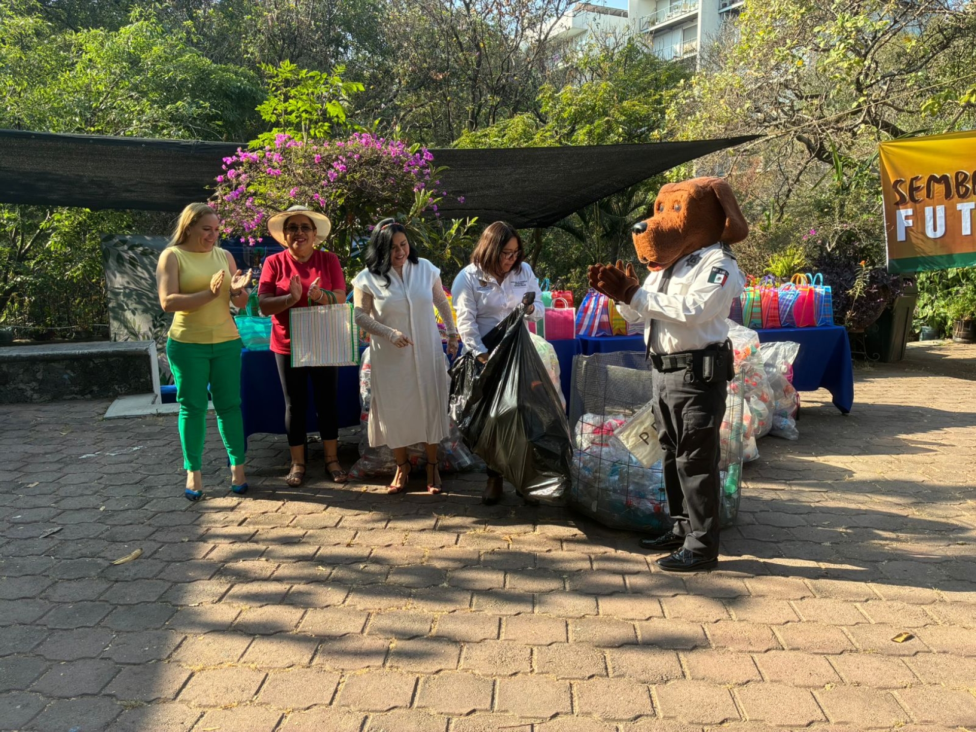 Recibe Fiscalía Ambiental capitalina 74 denuncias por arrojar basura en vía pública