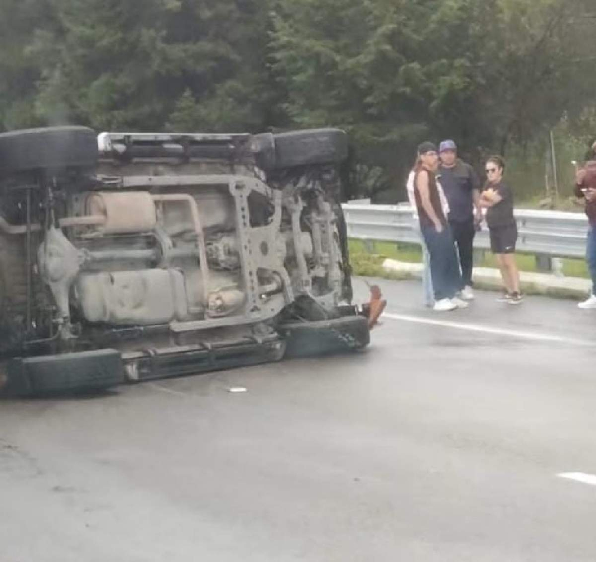Dos lesionados, saldo de choque en Tres Marías