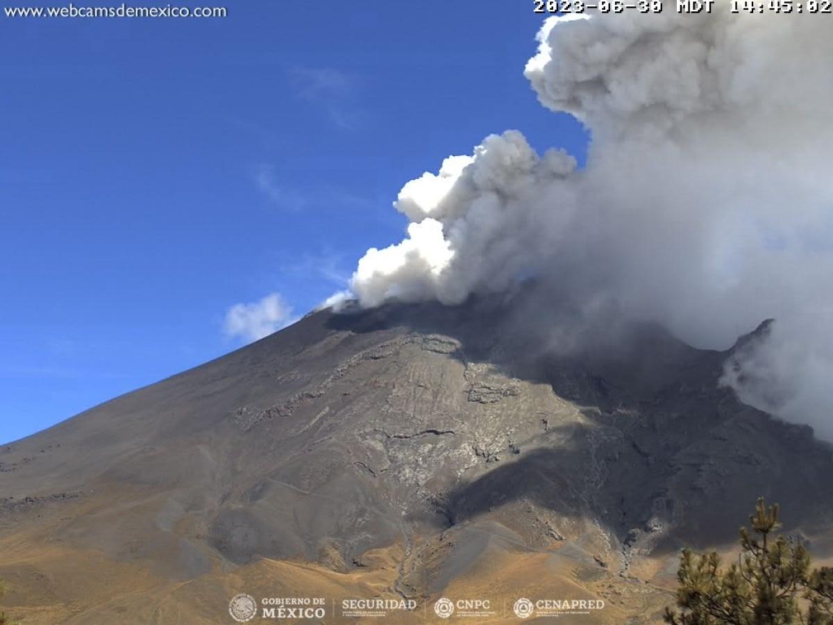 Actividad del Popocatépetl provoca caída de ceniza en municipios de Morelos