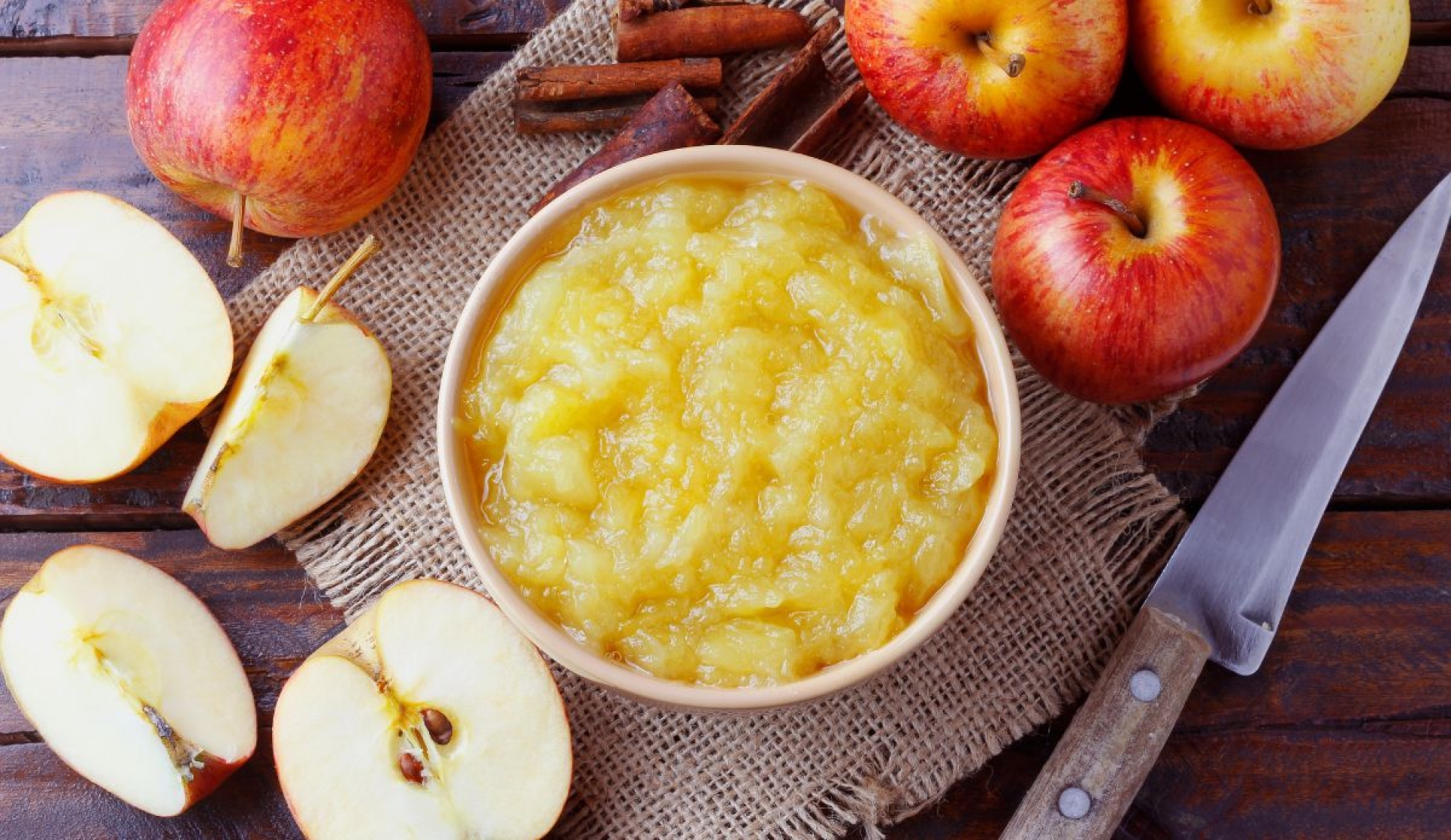 Prepara un puré de manzana suave y festivo para tu cena del 24 de diciembre