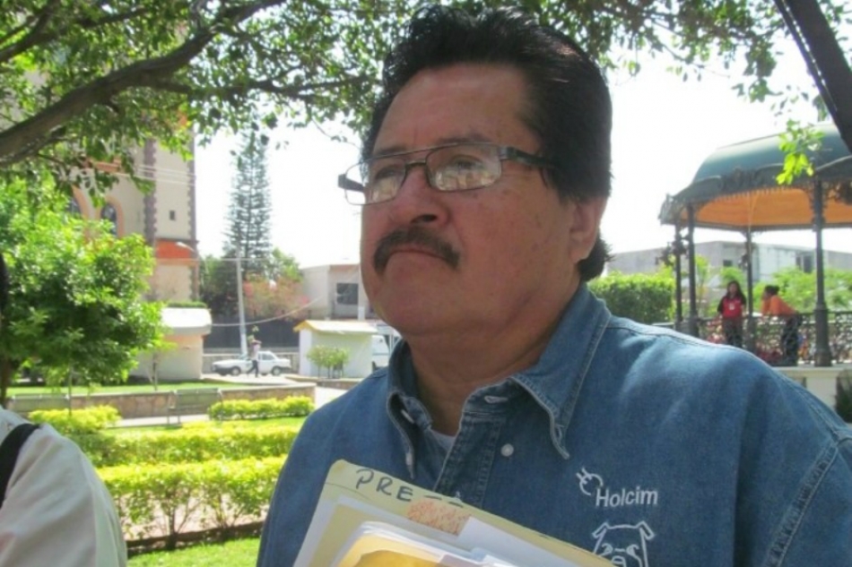 Ciudadanos de Zacatepec van por reducción de salarios del Cabildo
