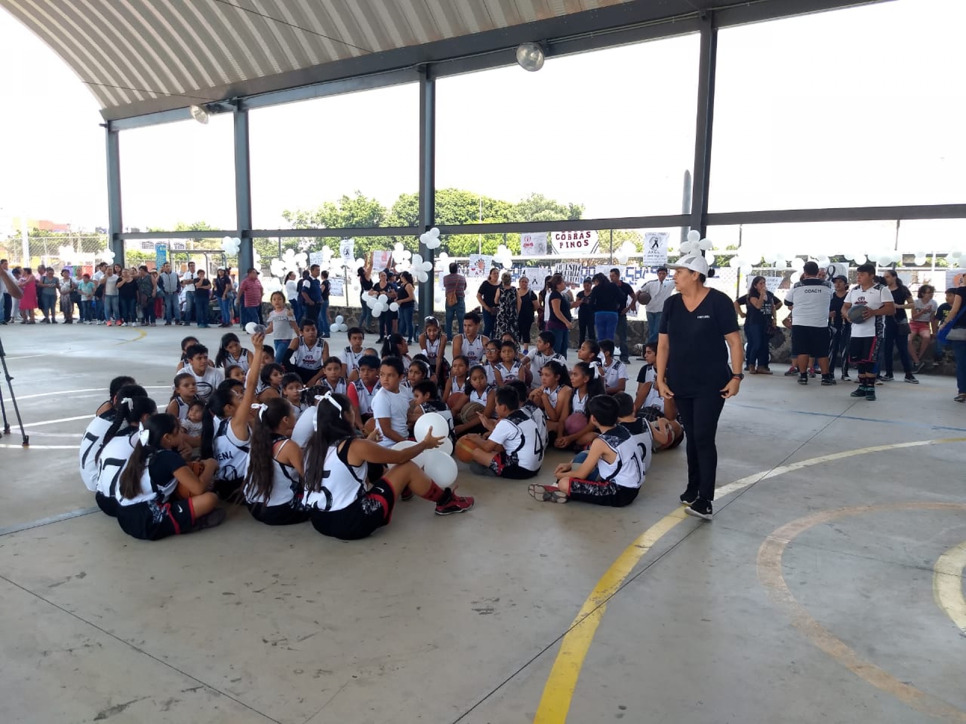 Rinden homenaje al niño que falleció por una bala perdida en Atlacomulco