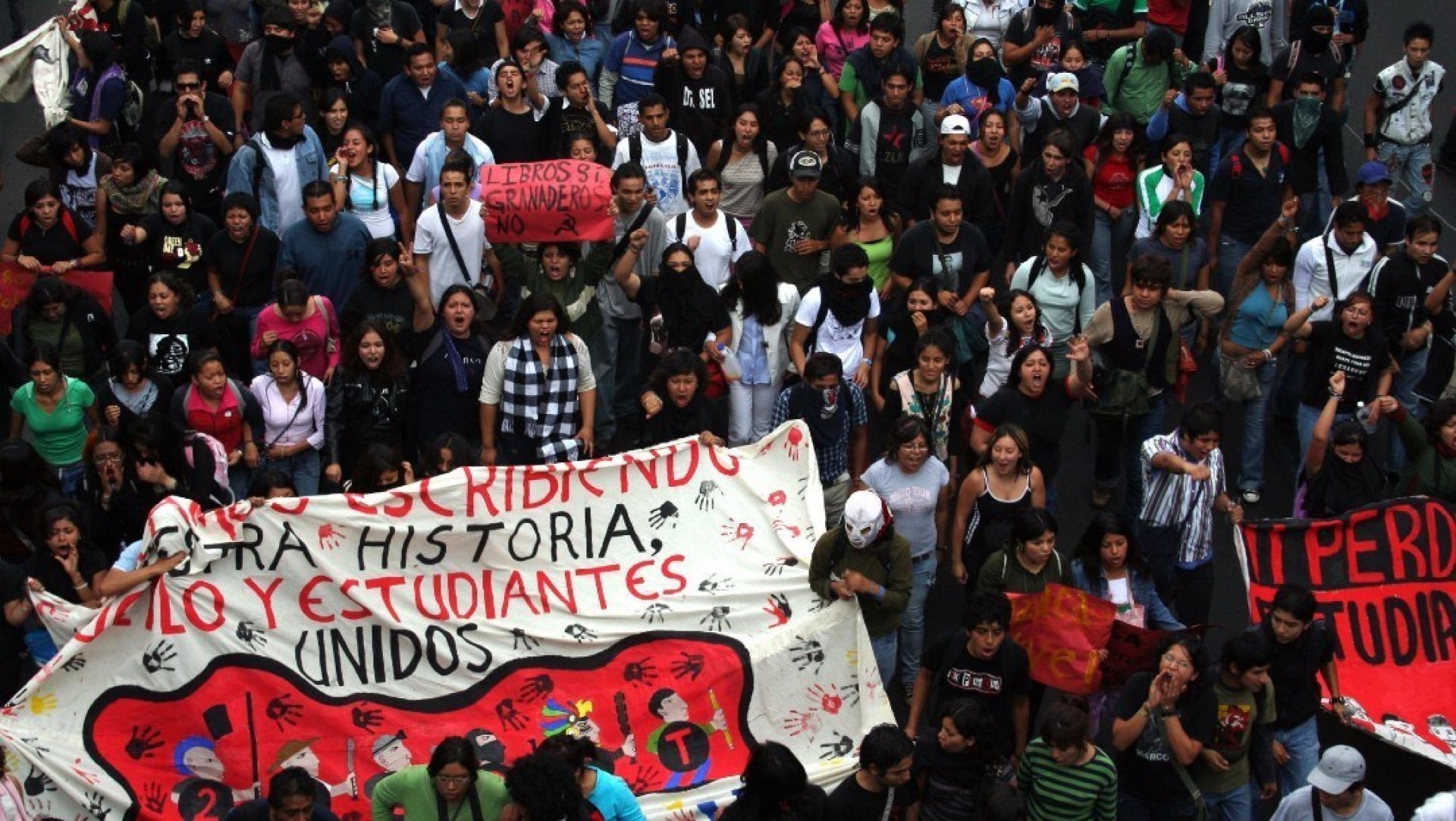 Organizadores y gobierno de CDMX dialogan por marcha del 2 de octubre