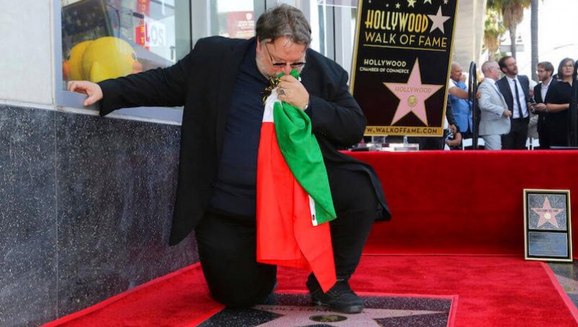 Olimpiada de Matemáticas propone darle la "Medalla Belisario Dominguez" a Guillermo del Toro