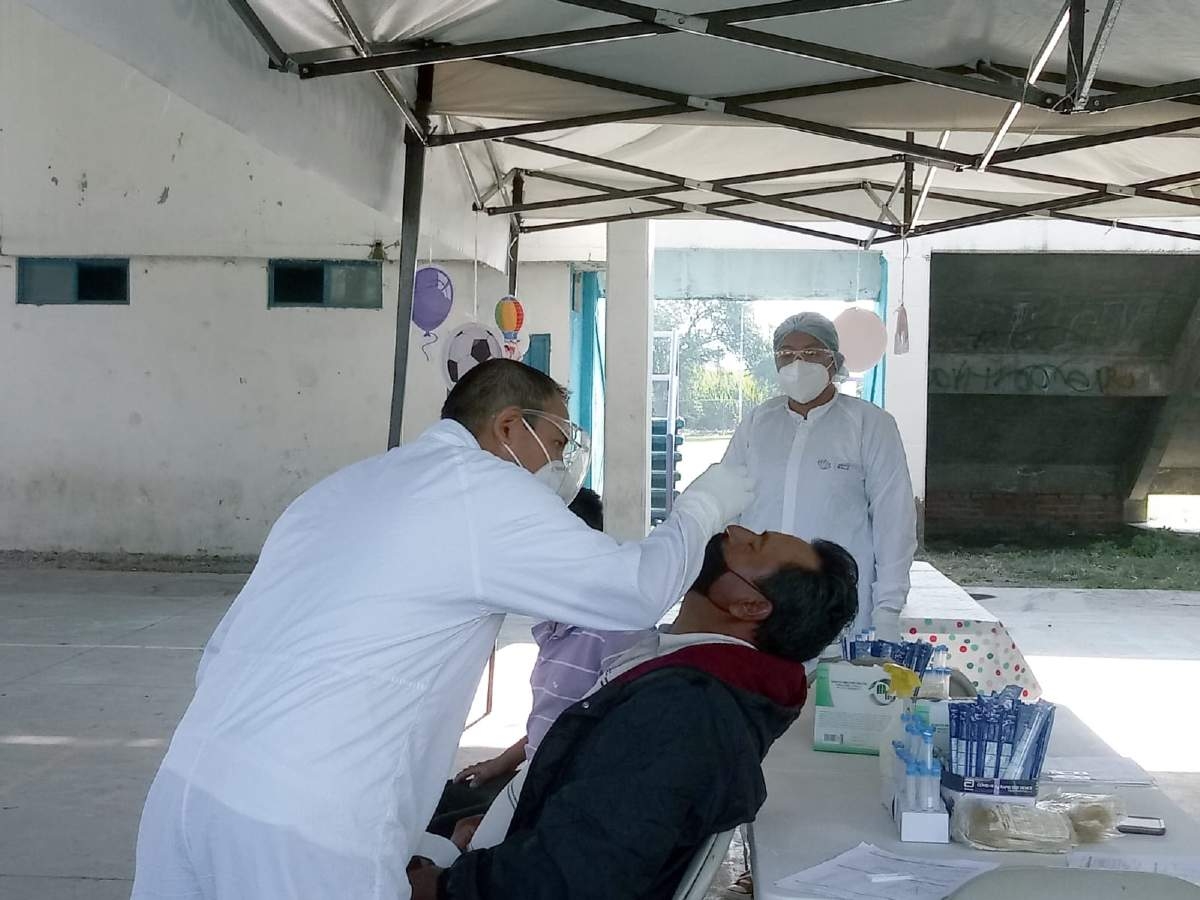 Realizan más de 100 pruebas al día para detectar covid-19 en Anenecuilco
