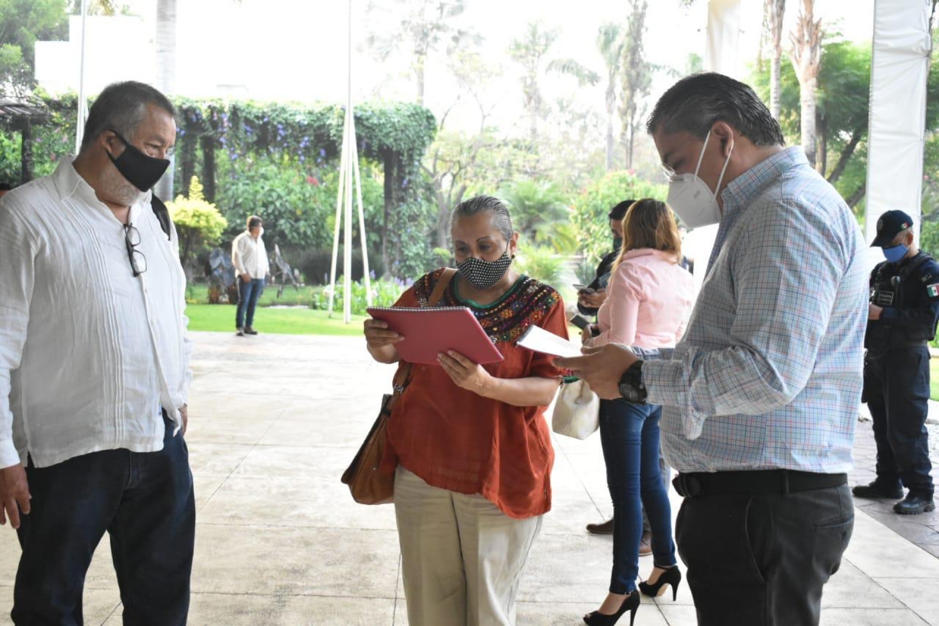 Acuerda Ayuntamiento de Jiutepec reforzar medidas implementadas por covid-19