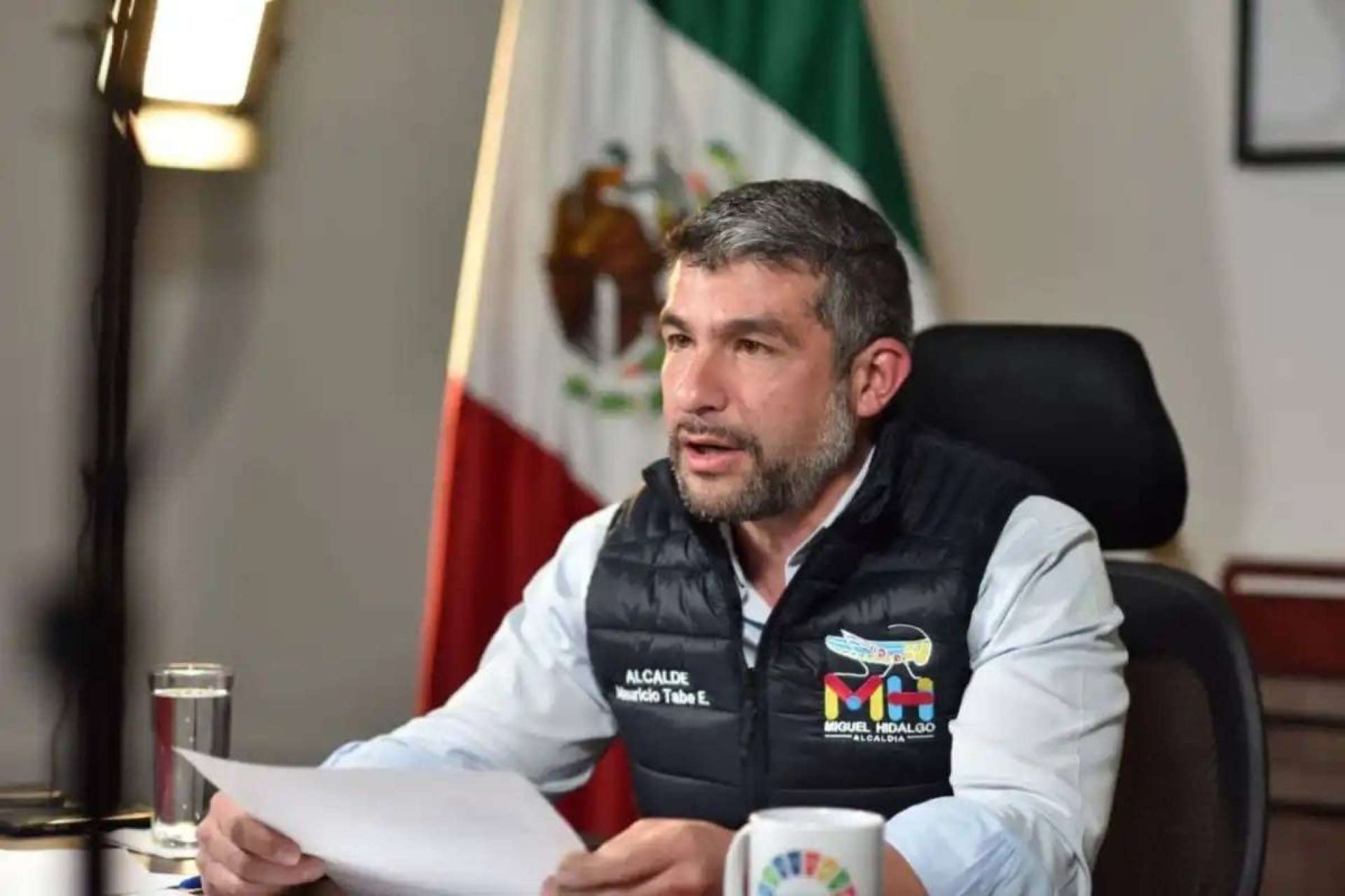 Tabe acusa a organizadores del Festival Ceremonia por instalar grúa sin estar prevista