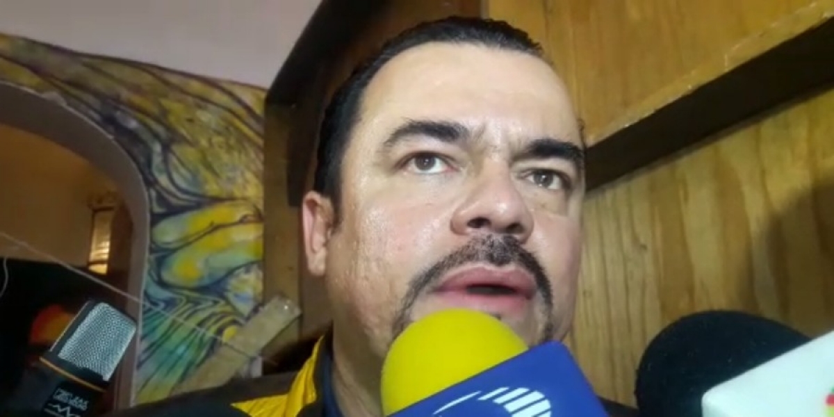 Confirma Espín Navarrete que habrá recorte de personal en el Congreso, y no una reducción en el salario