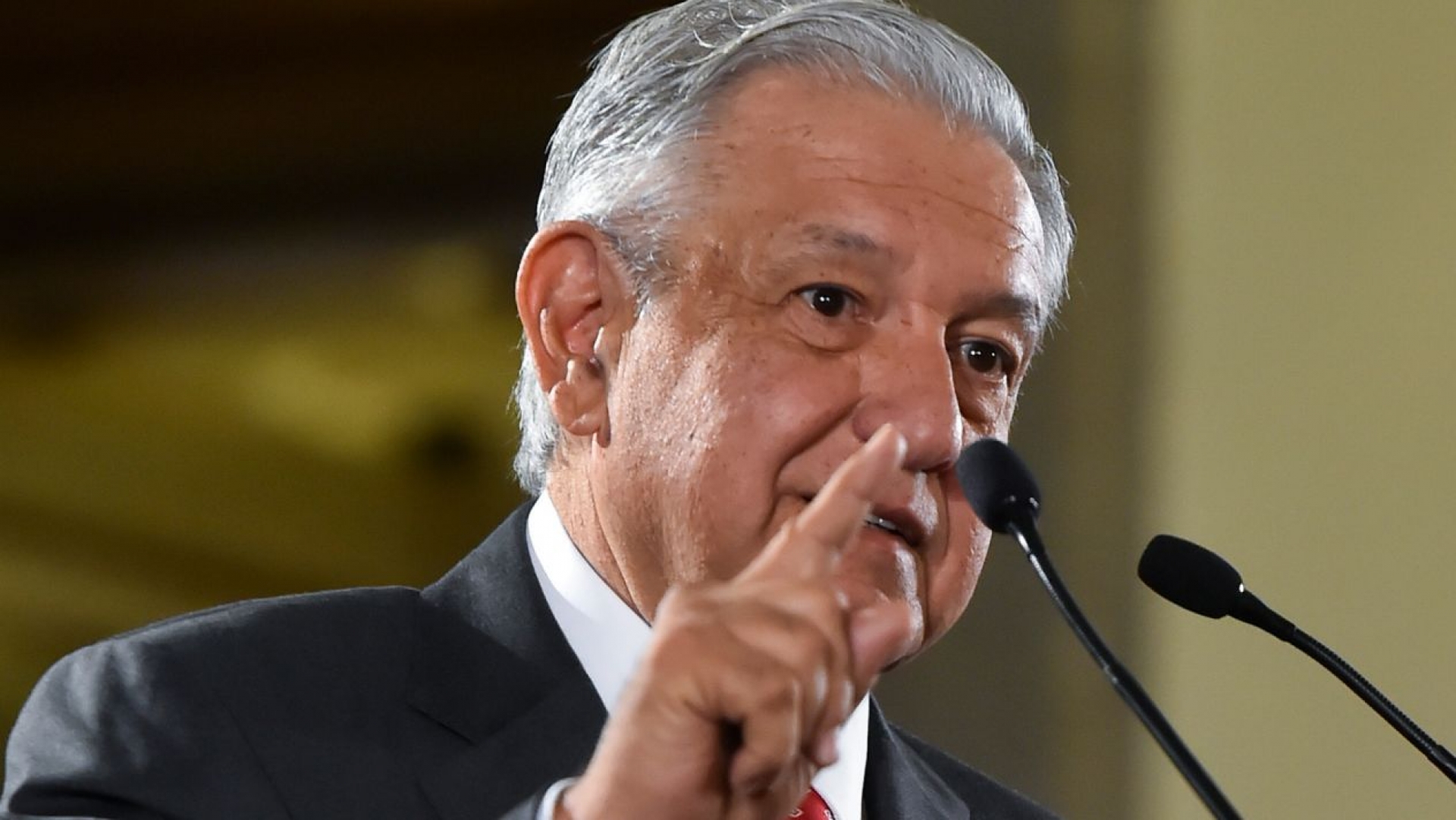 Diferencias con Alfonso Romo y en Plan Nacional de Desarrollo motivaron renuncia de Urzúa: AMLO