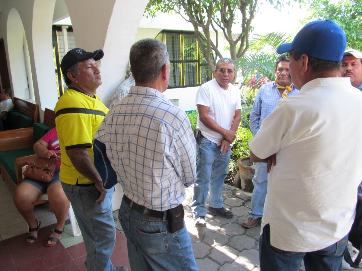 Municipios deben pagar a ayudantes lo que marca la ley