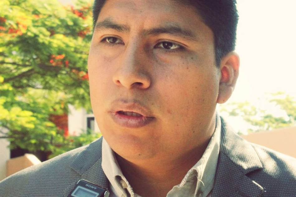 Piden debate entre aspirantes a la FEUM