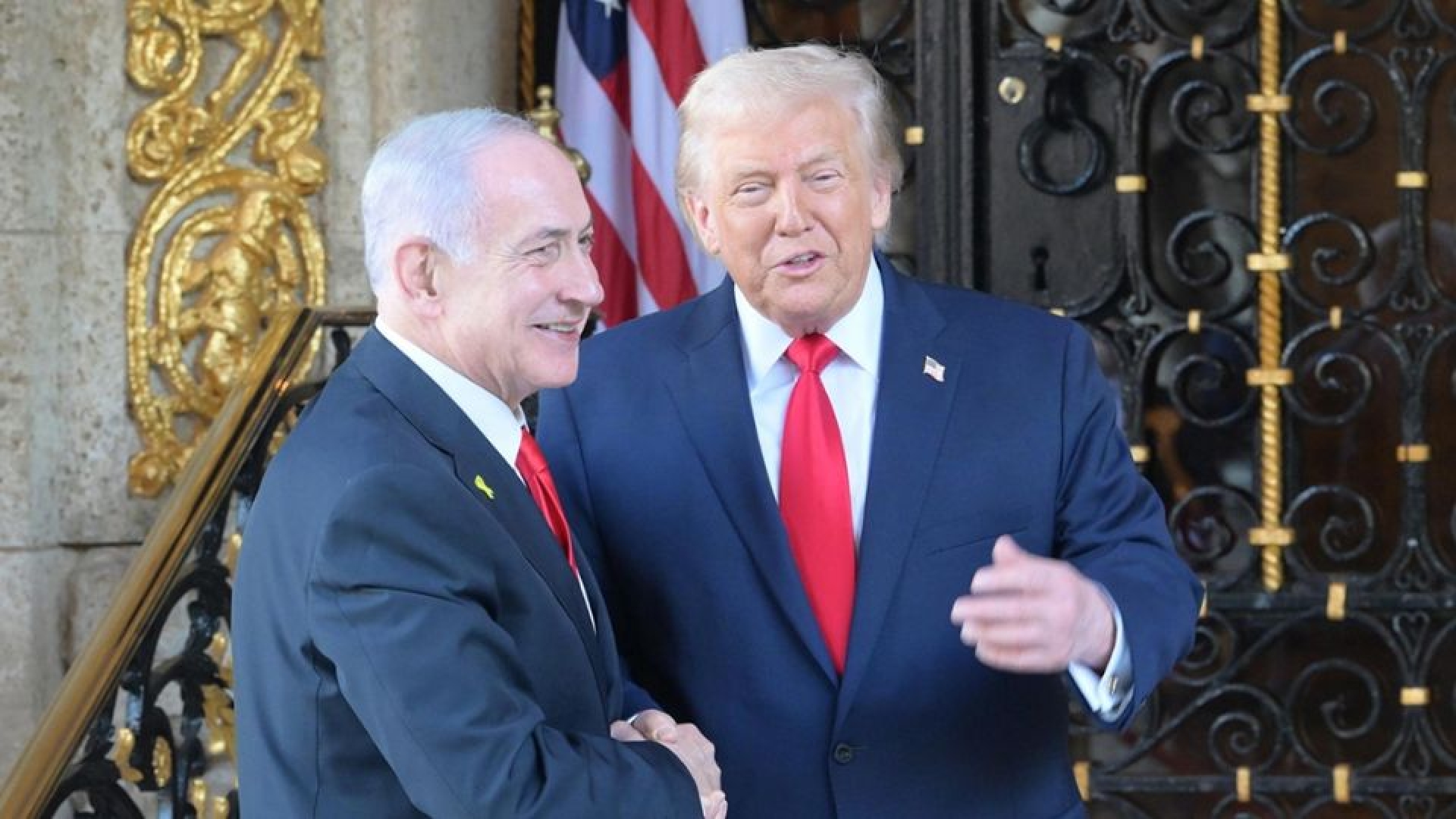 Trump advierte a Hamás que deberá desarmarse tras reunión con Netanyahu